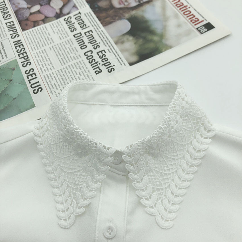 Leaf Lace Dickey Collar