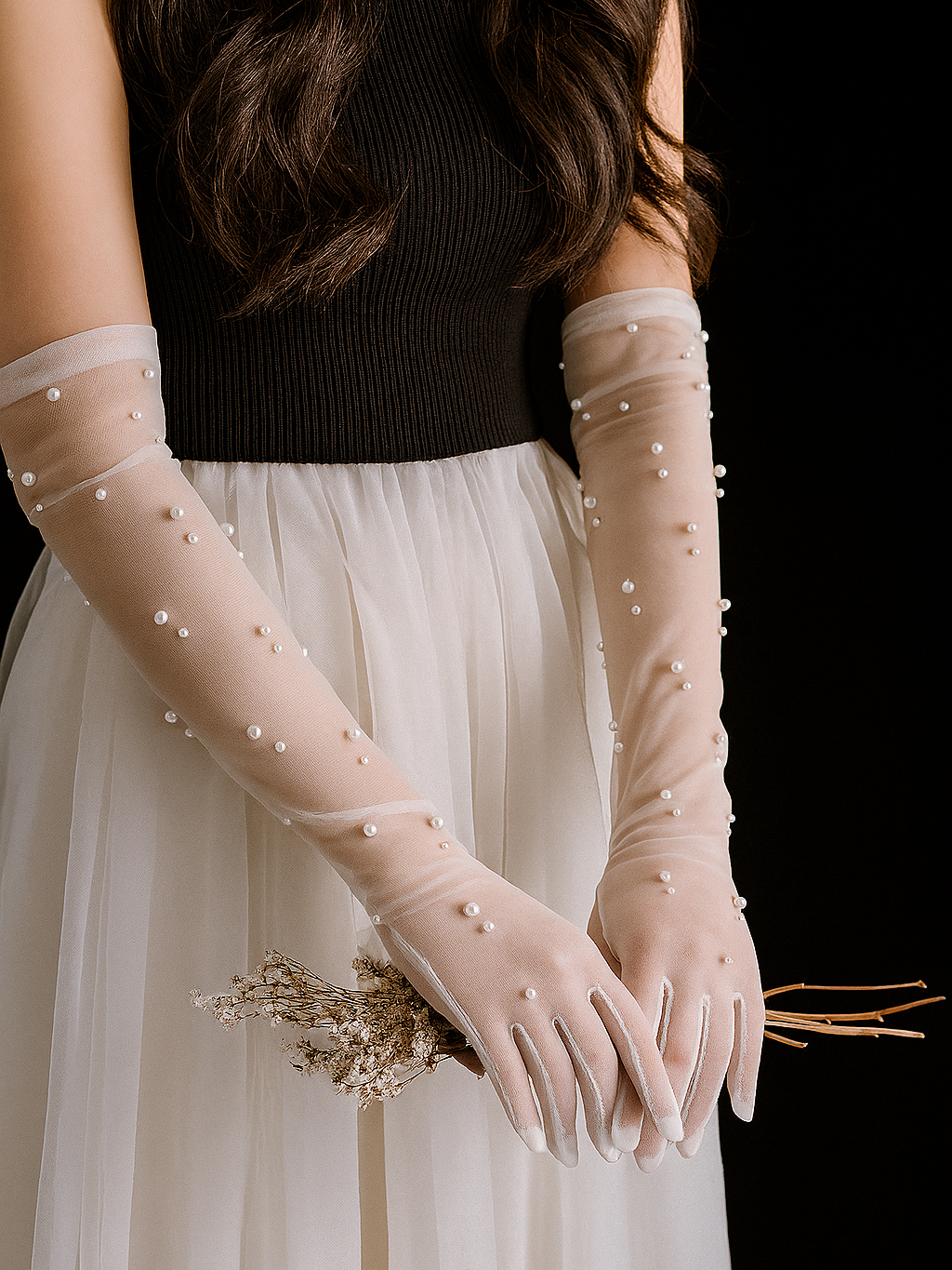 Pearl Lulu Decor Gloves