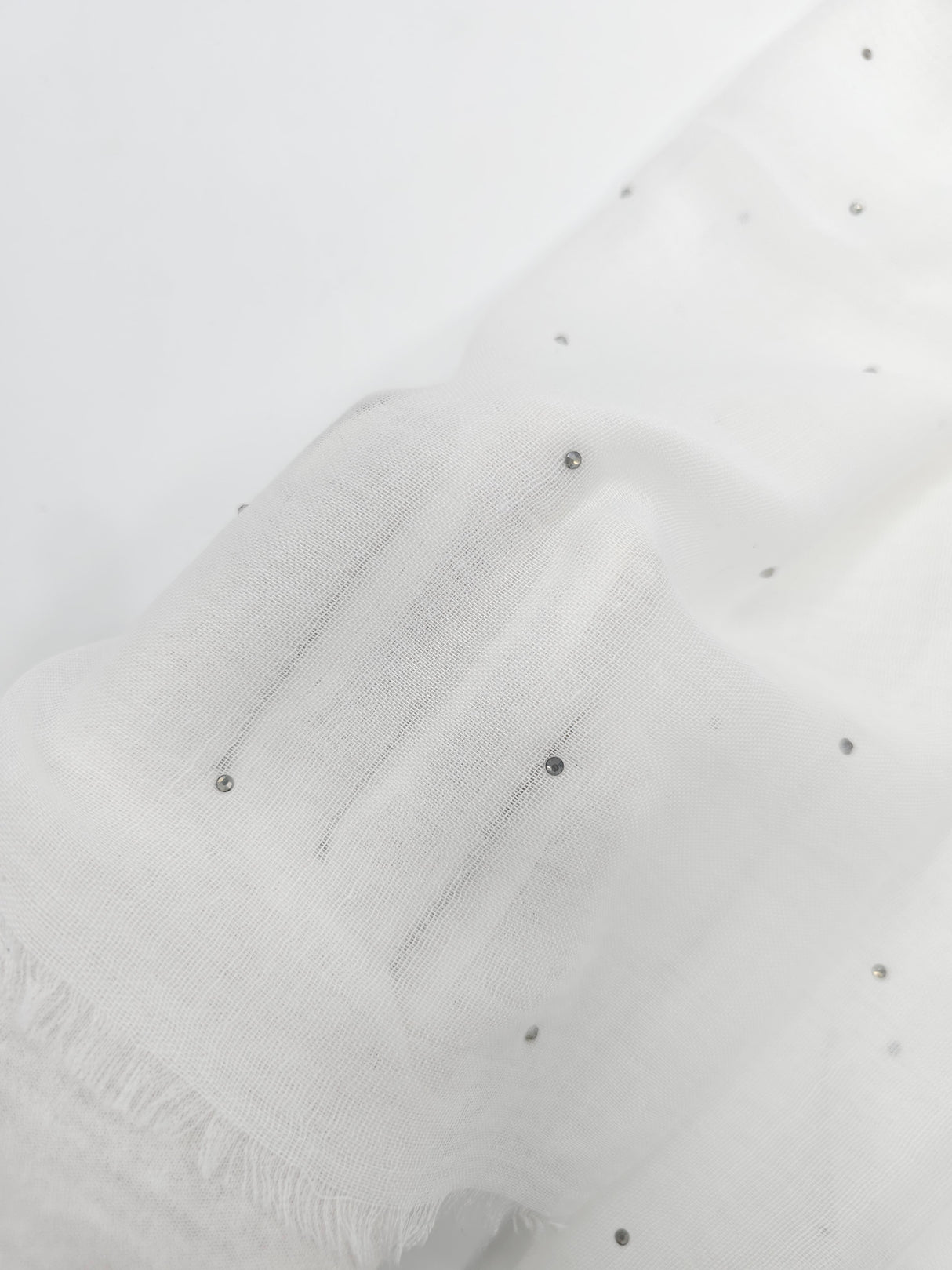 Lightweight Big Crystal Shawl