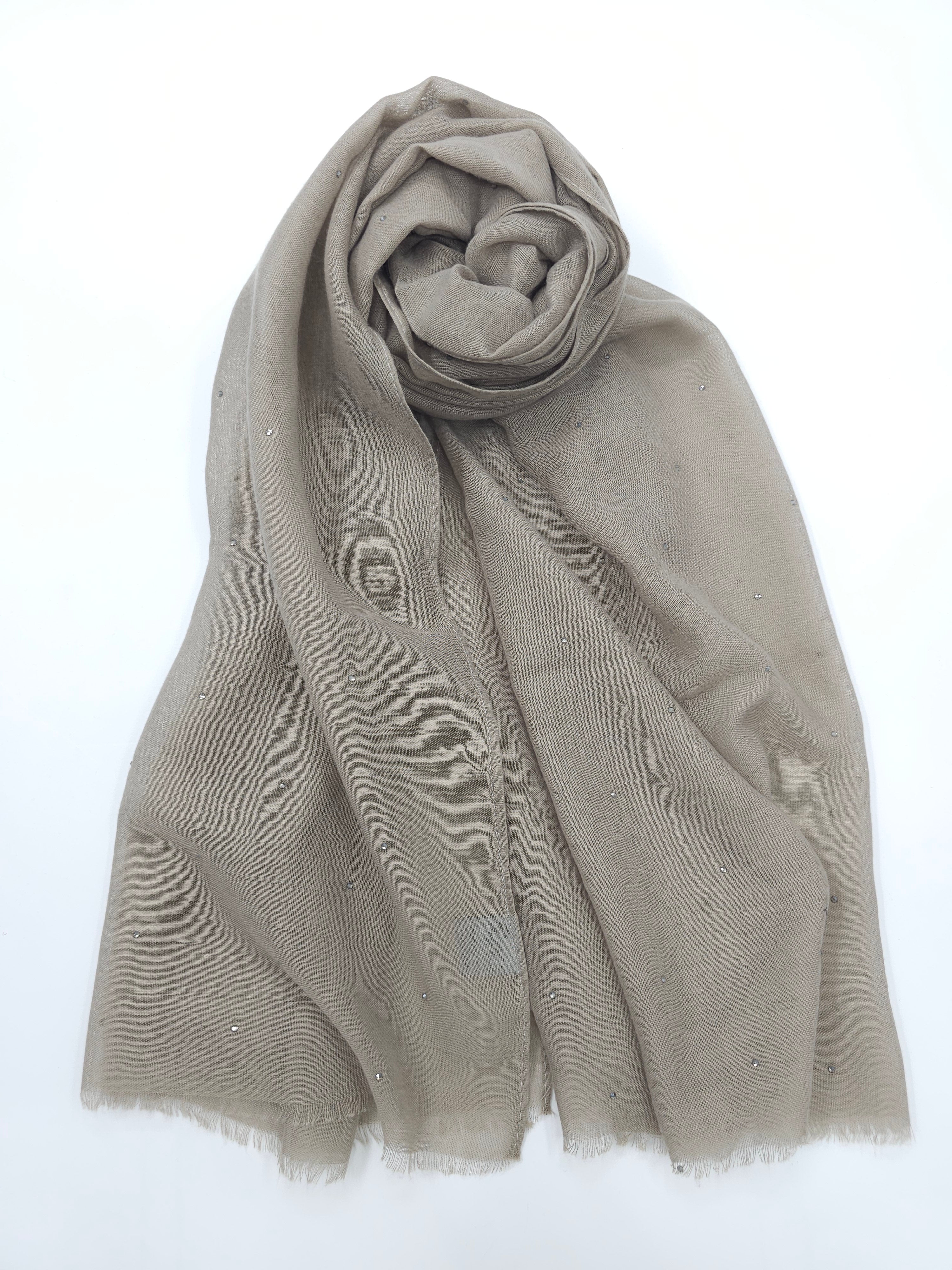 Lightweight Big Crystal Shawl