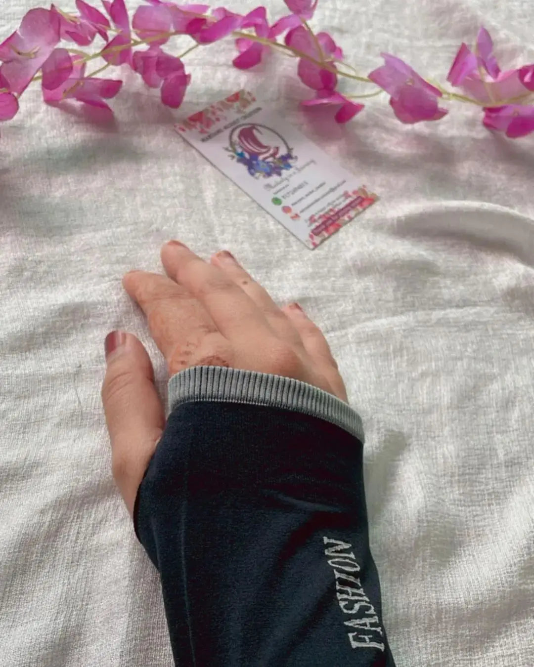 Sunblock UV-Resistant Cooling Sleeve for Camping Smack Touch