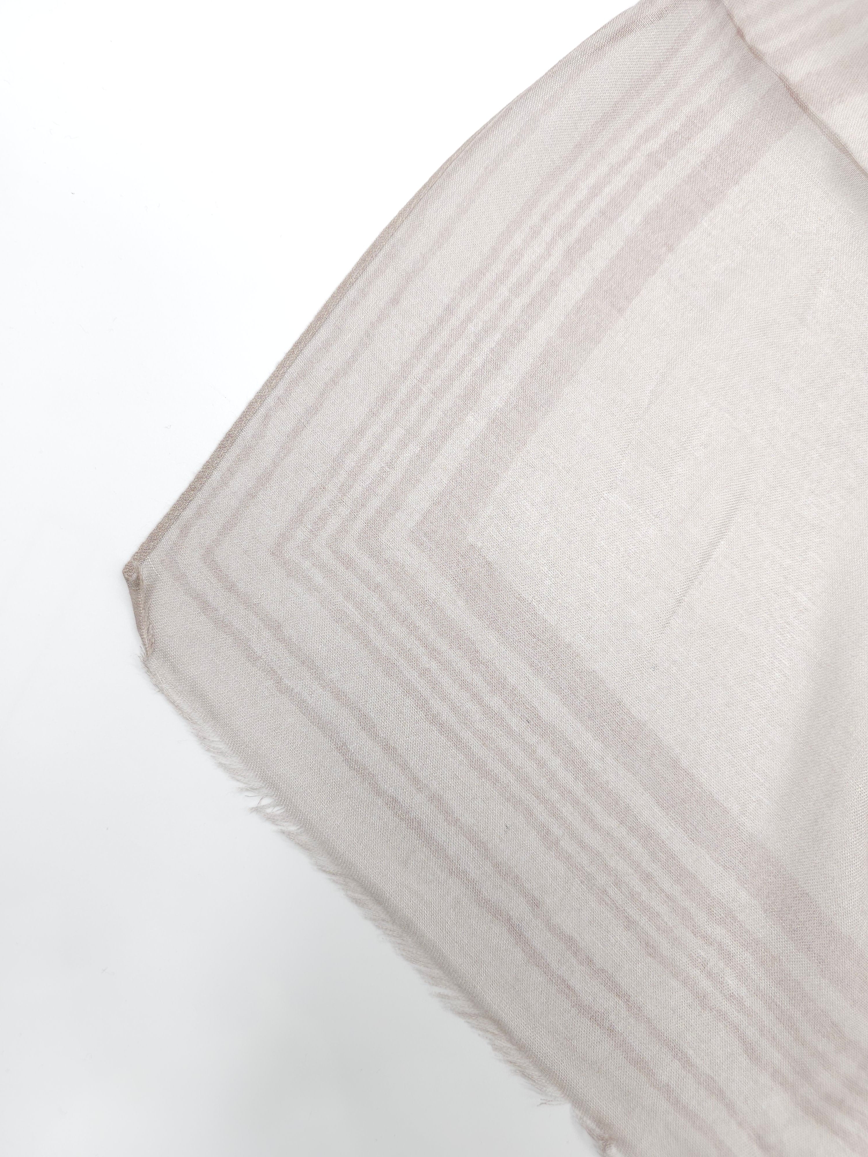 Frame Border Linen Scarf