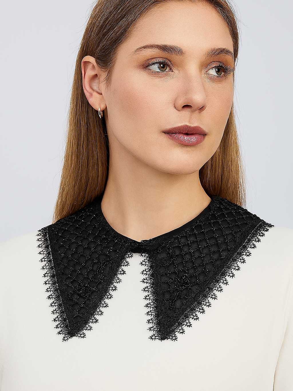 Embroidery Detachable Collar