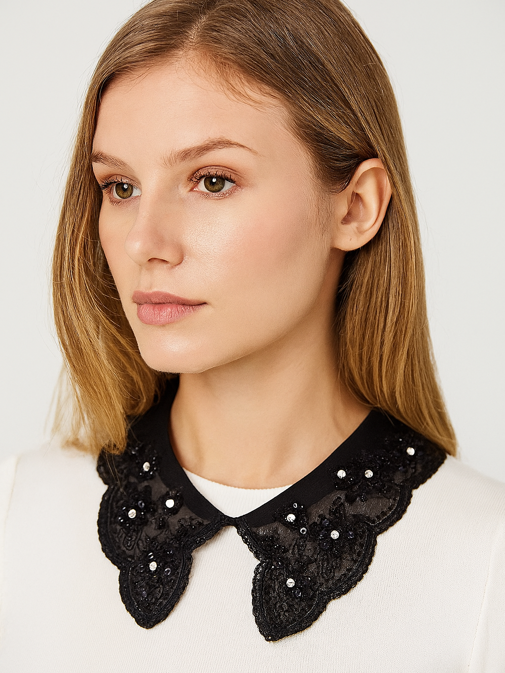 Sequin Embroidery Lace Collar