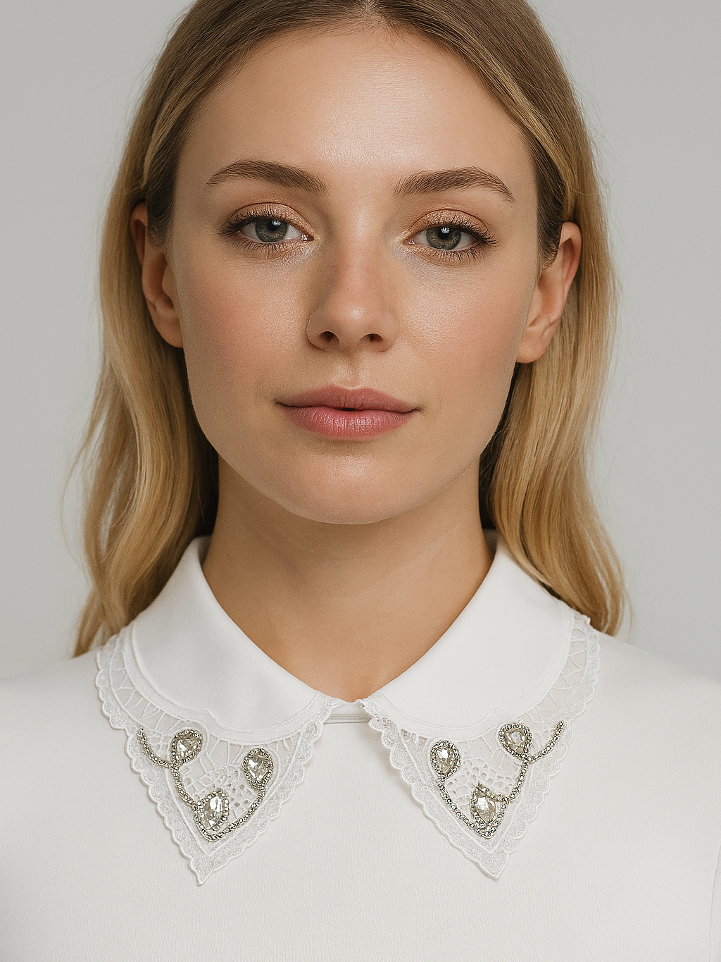 Versatile Crystal Collar