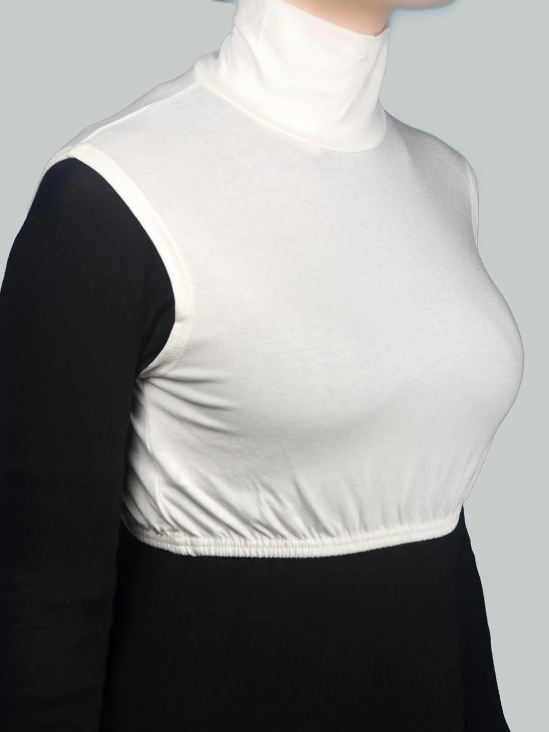No sleeve turtle neck full neck half body