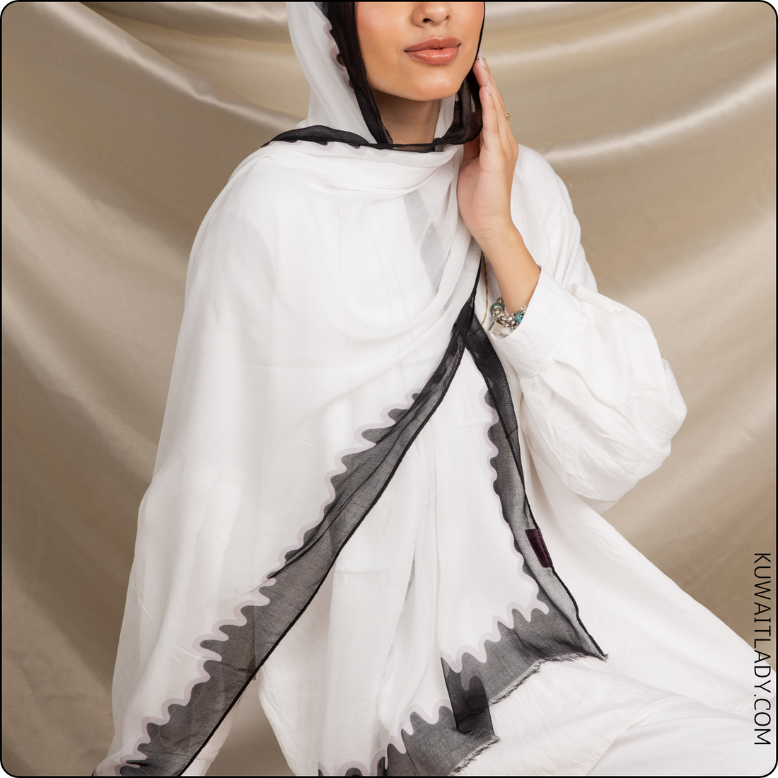 Sale hijab of Kuwait lady
