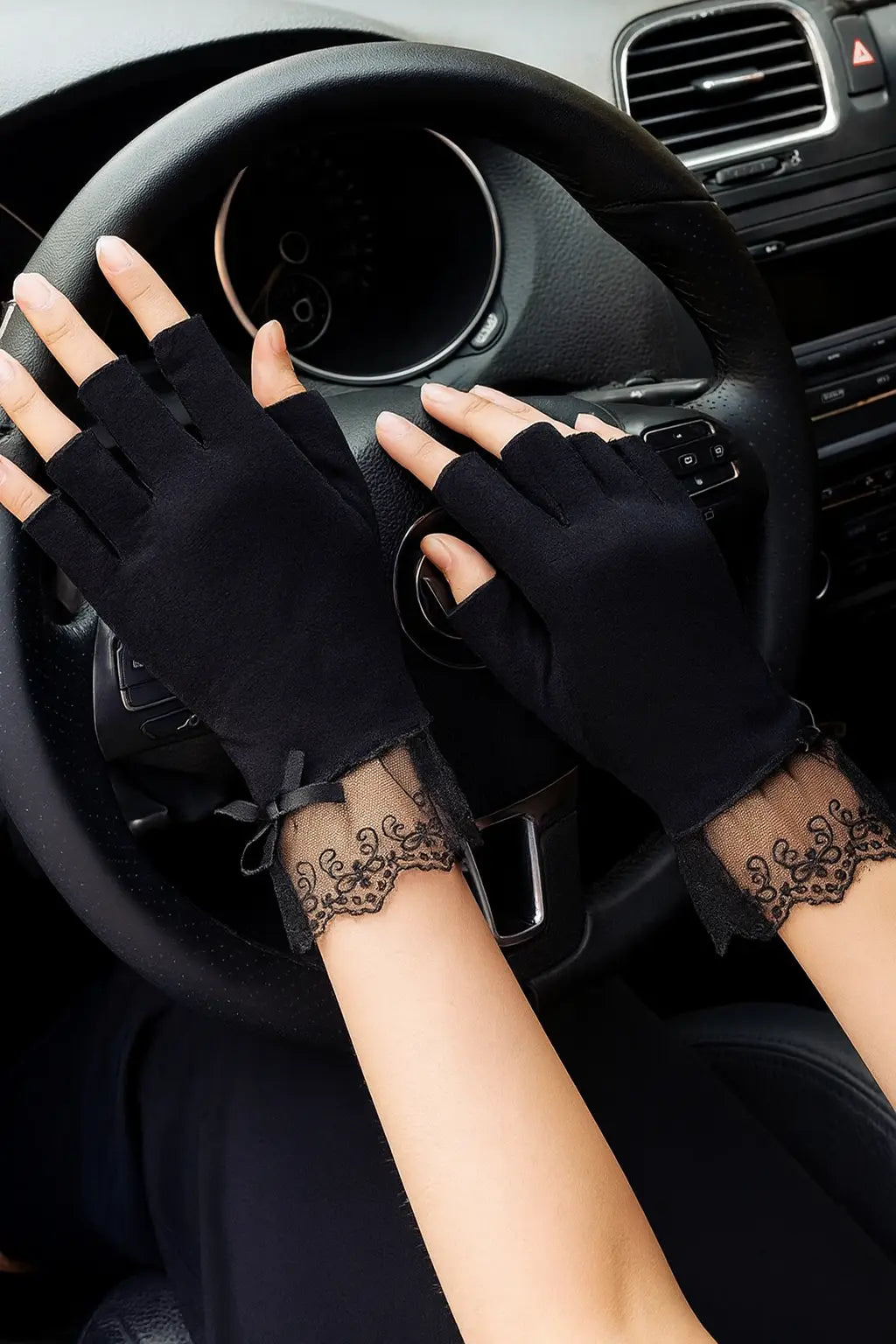 Fingerless Sun protection Driving Gloves Smack Touch (Gloves)