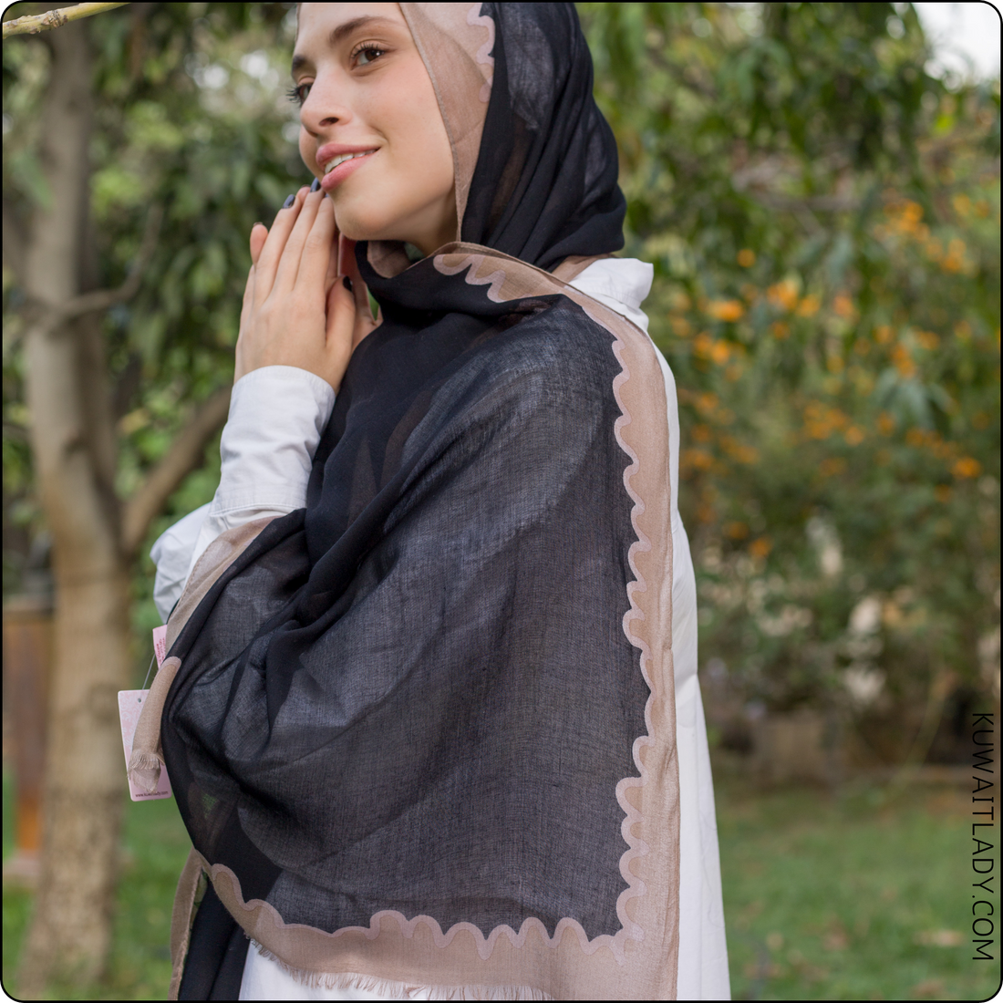 Sale hijab of Kuwait lady