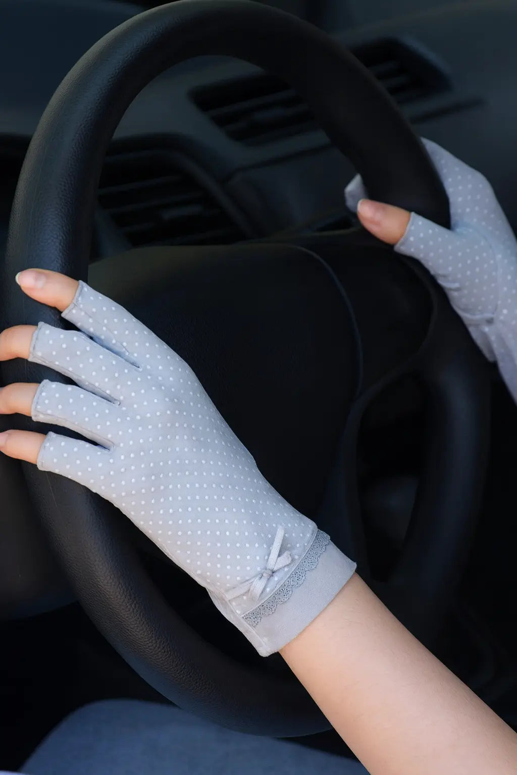 Half Finger Sun Protection Driving Gloves Smack Touch (Gloves)
