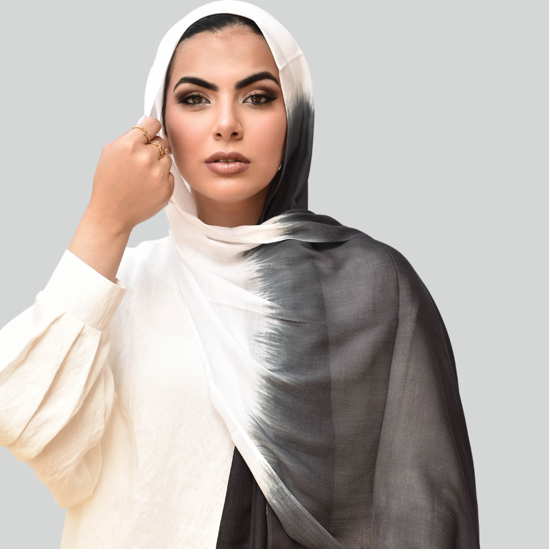 Sale hijab of Kuwait lady