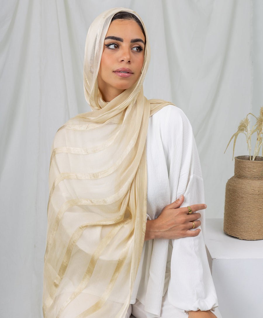 Lustrous linen scarf