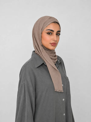 Kresha Thailendi Hijab
