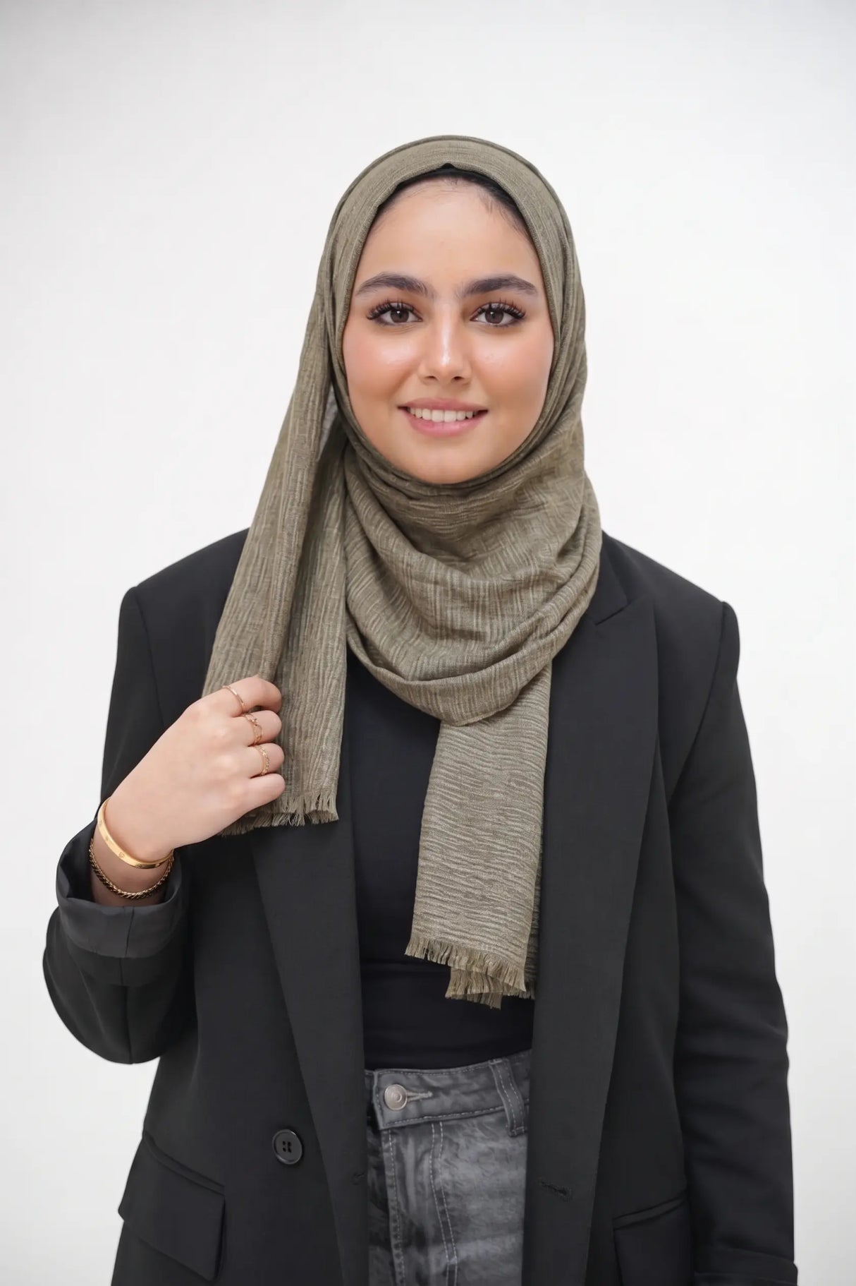 Thailendi Mahroos Hijab