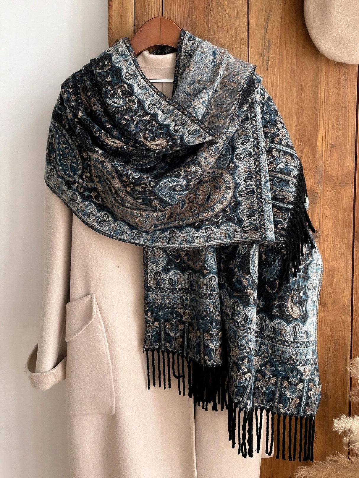 Vintage Shawl for Winter | 2 Styles