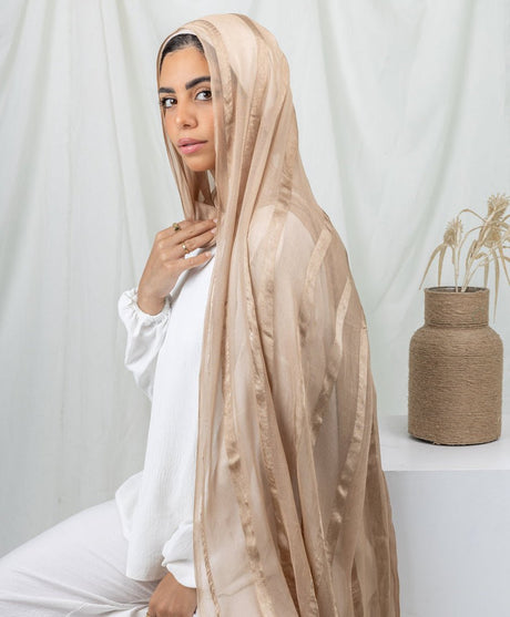 Lustrous linen scarf