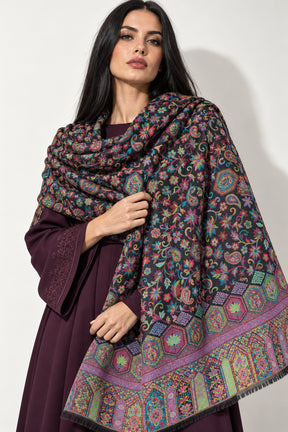 Premium Bareek Kani #32 Long Paisley Black Multicolour Shawl — 01-model-closeup
