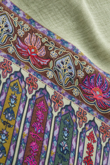 Premium Kalamkari Border #67 Sage Green Shawl — 02-material-macro