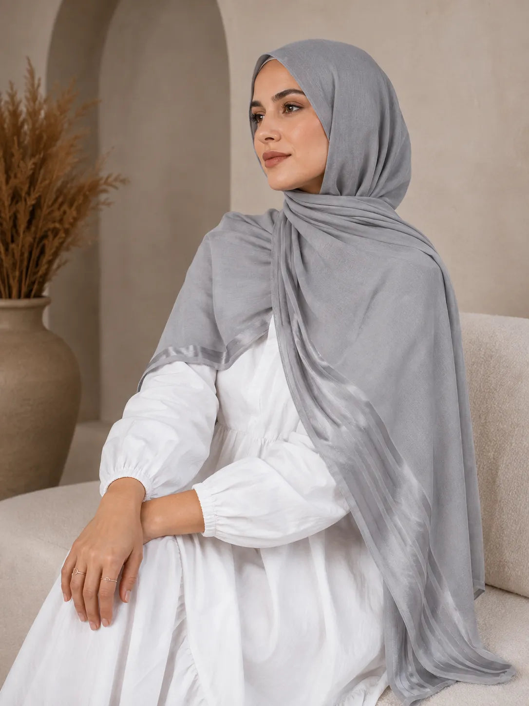 Lustrous linen scarf