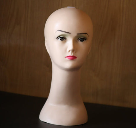 Women's mannequin head hat display wig