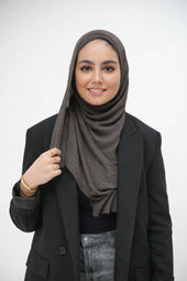 Thailendi Mahroos Hijab