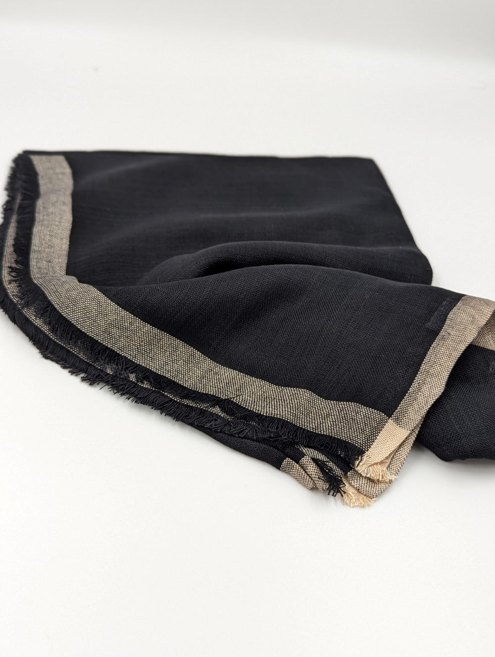 Frame border Linen scarf Comfort