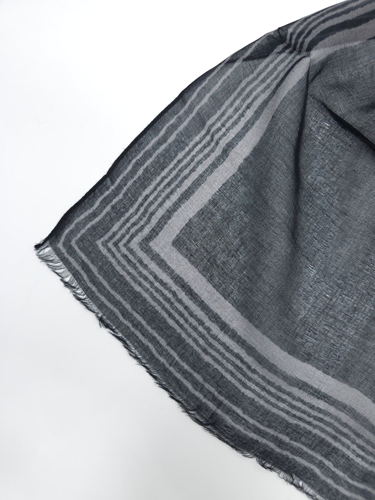 Frame Border Linen Scarf