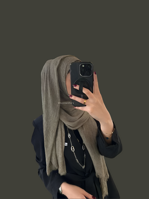 Kresha Thailendi Hijab