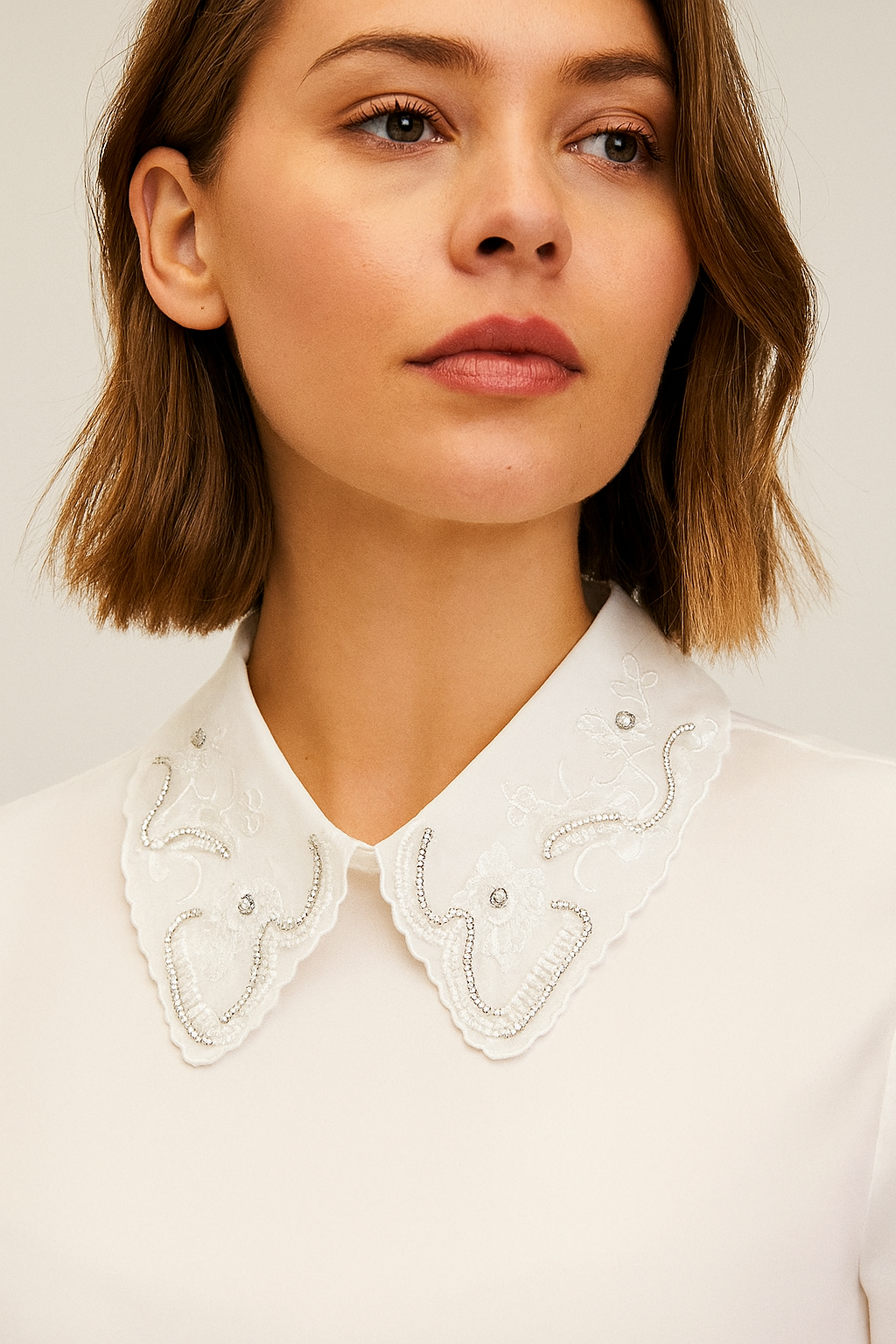 Hand Made Crystal Retro Collar