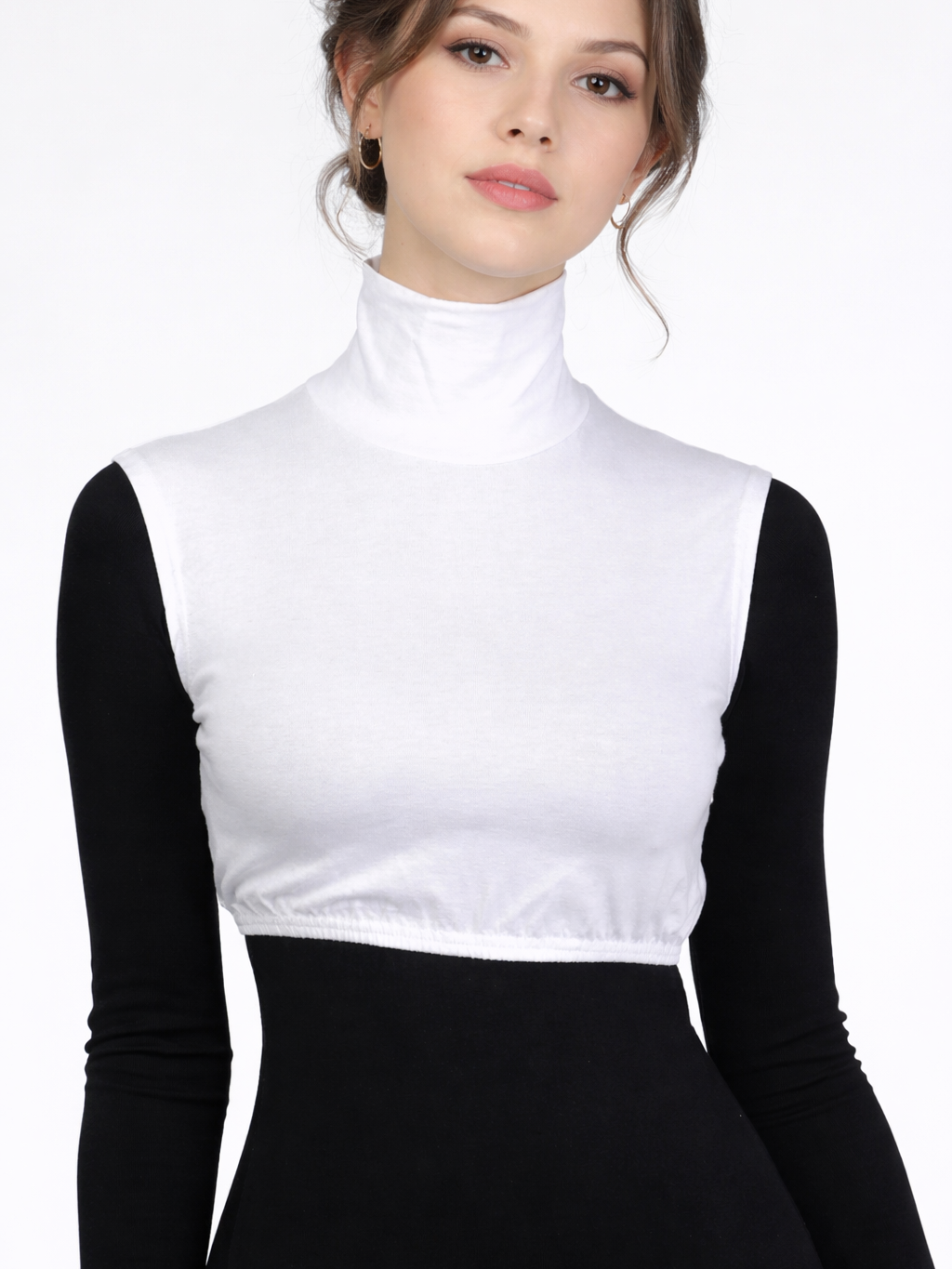Sleeveless Turtle Neck & Half Body