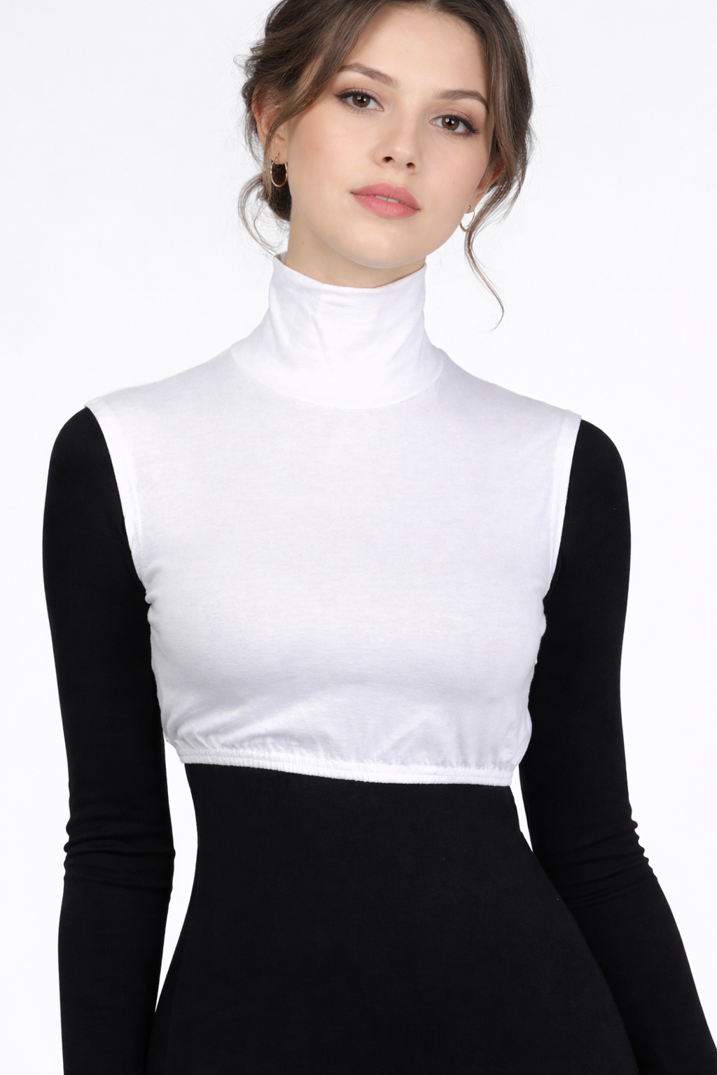 Sleeveless Turtle Neck & Half Body