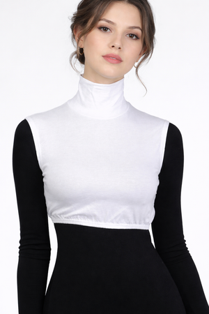 Sleeveless Turtle Neck & Half Body
