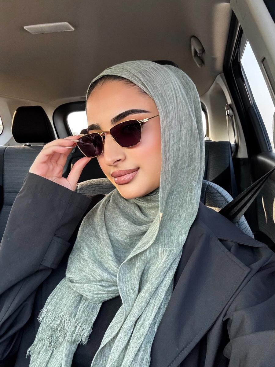 Kresha Thailendi Hijab