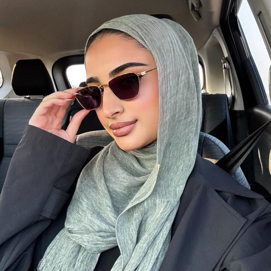 Kresha Thailendi Hijab