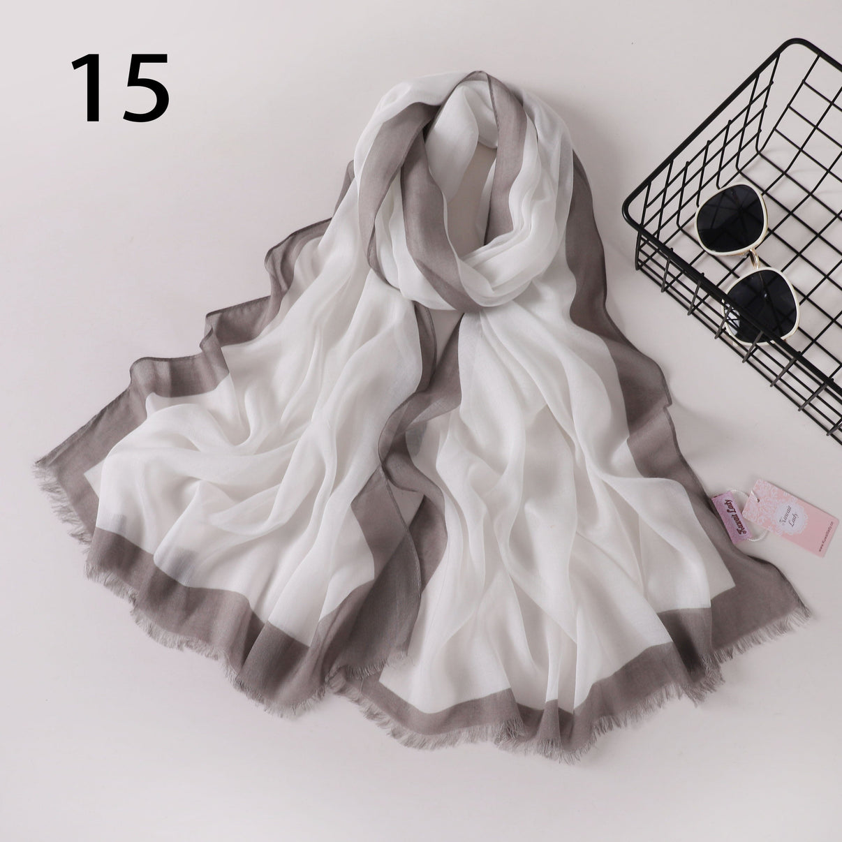 Frame border  Linen scarf Kuwait lady