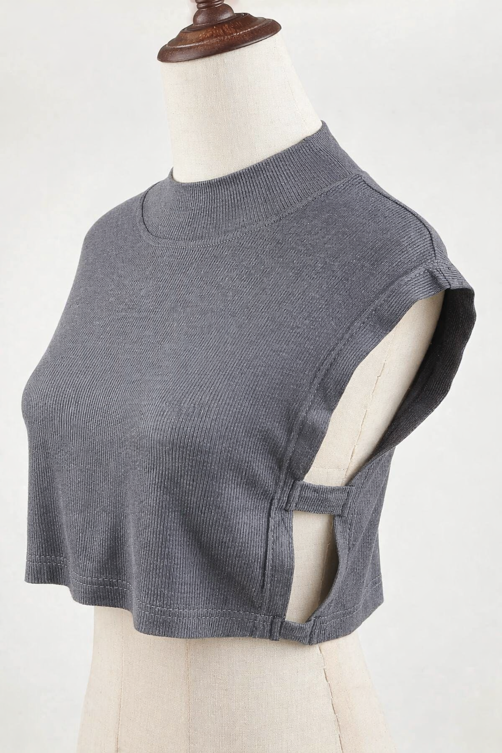 Soft fabric and Comfortable dickey collar
