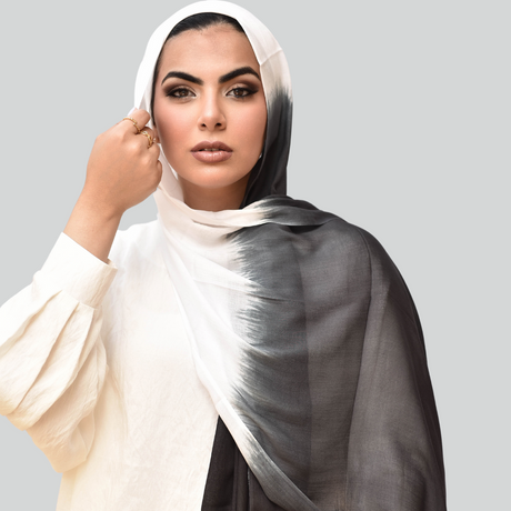 Sale hijab of Kuwait lady