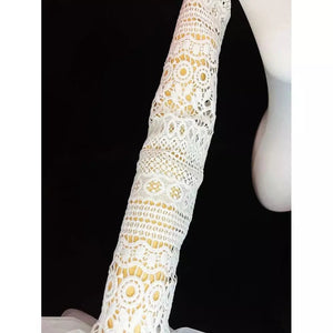 Hollow out Lace panel Bridal gloves
