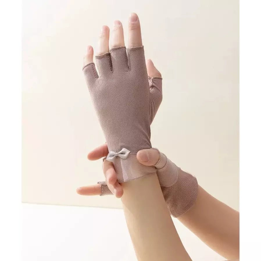Sun protection fashionable fingerless gloves